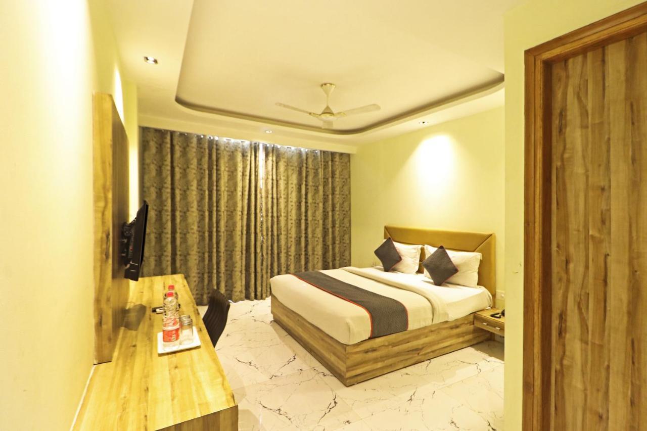 Hotel Good Vibe Near Delhi Igi Airport New Delhi Bagian luar foto