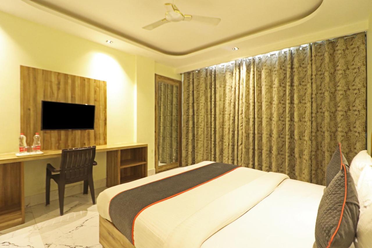 Hotel Good Vibe Near Delhi Igi Airport New Delhi Bagian luar foto