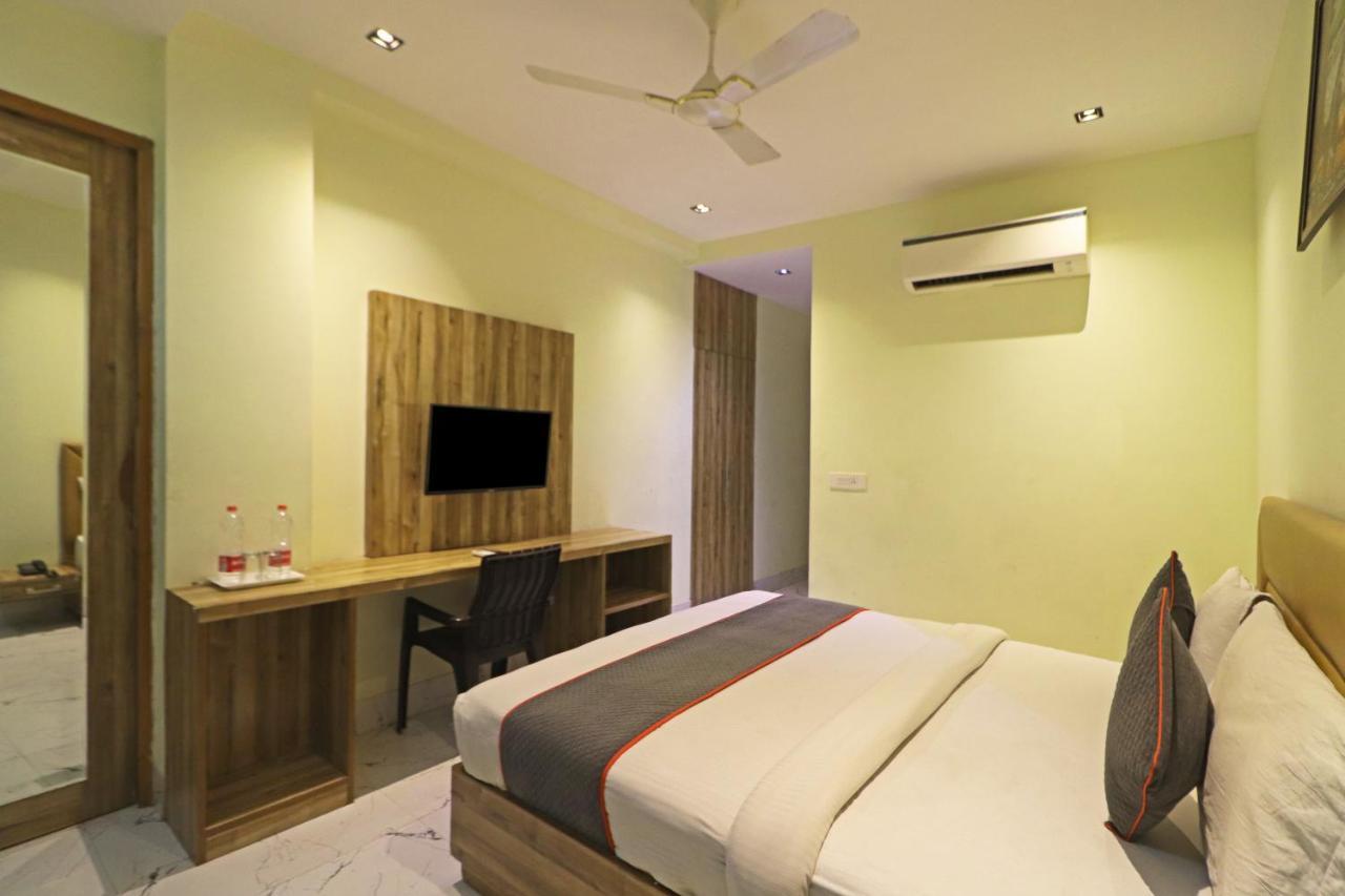 Hotel Good Vibe Near Delhi Igi Airport New Delhi Bagian luar foto