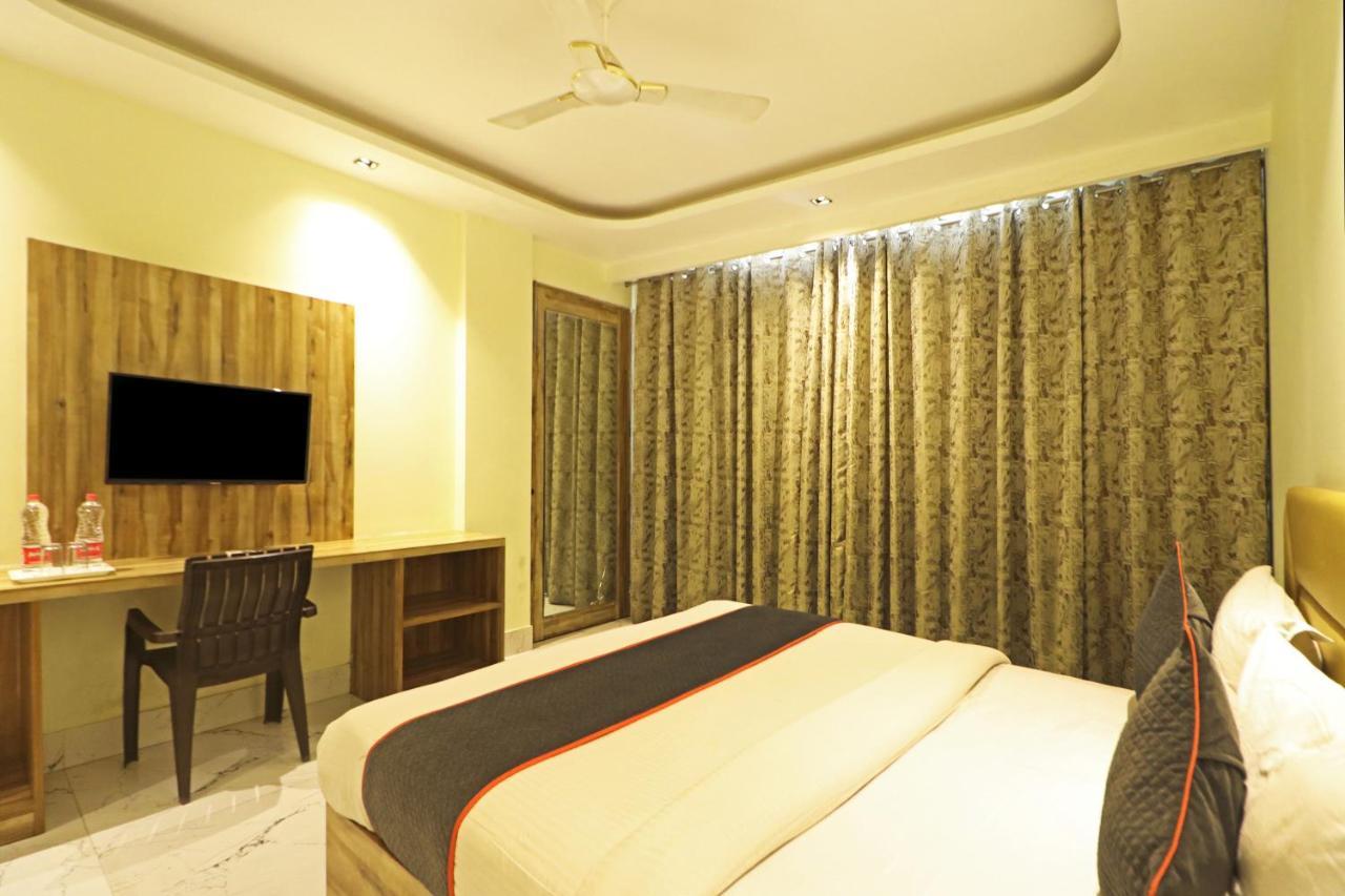 Hotel Good Vibe Near Delhi Igi Airport New Delhi Bagian luar foto