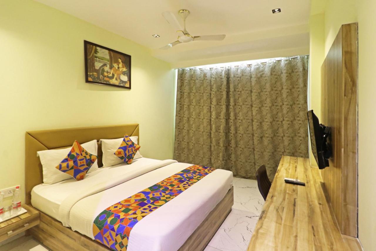 Hotel Good Vibe Near Delhi Igi Airport New Delhi Bagian luar foto